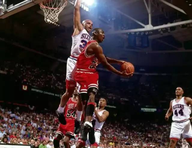 阿根廷记者：迪巴拉将会在冬窗或夏窗加盟博卡，双方已经接触（阿媒：迪巴拉或于冬夏转会期加盟博卡，双方已展开接触）